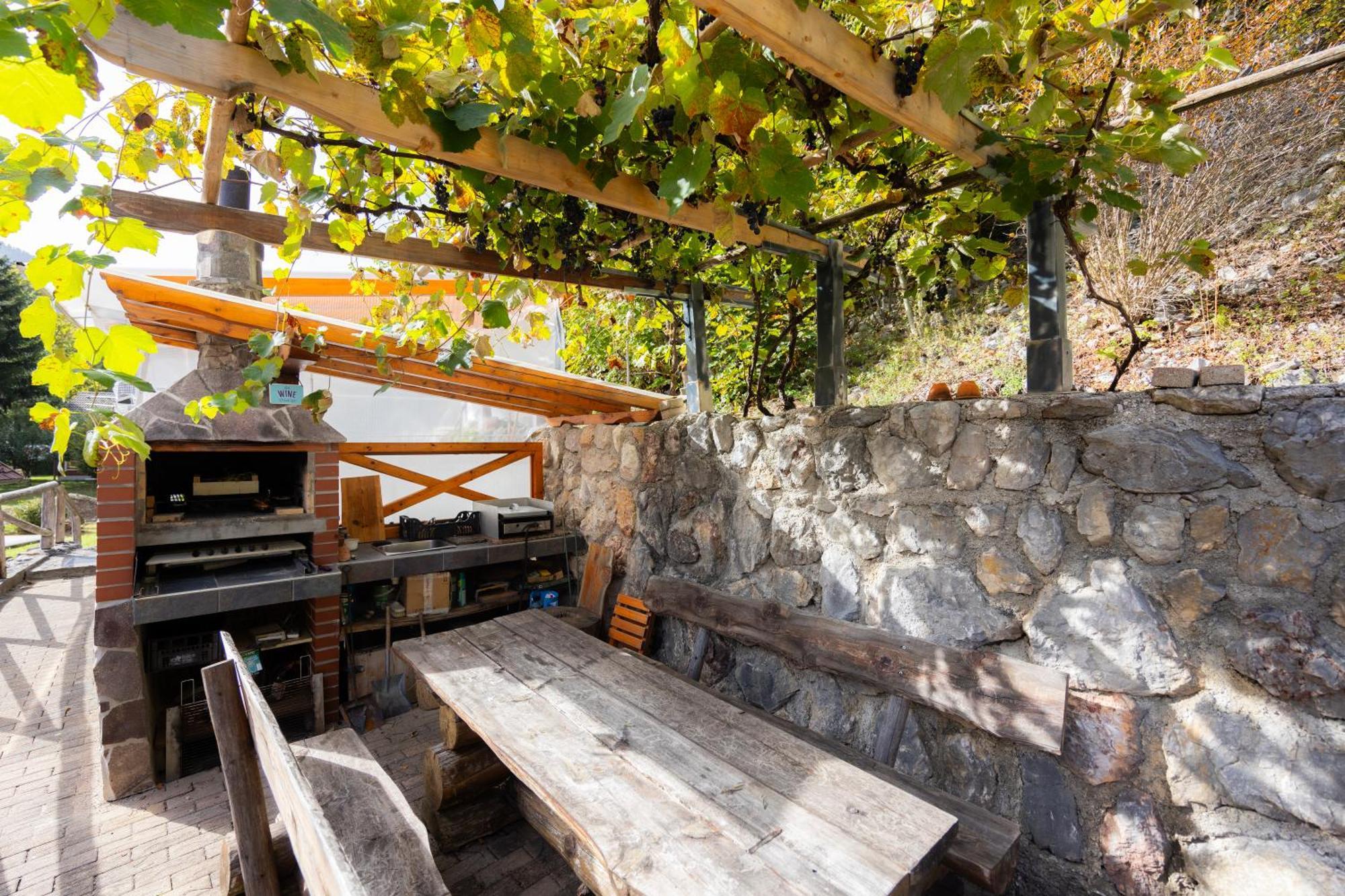 Apartma In Bungalov Jezerci Gozd Martuljek Exterior foto
