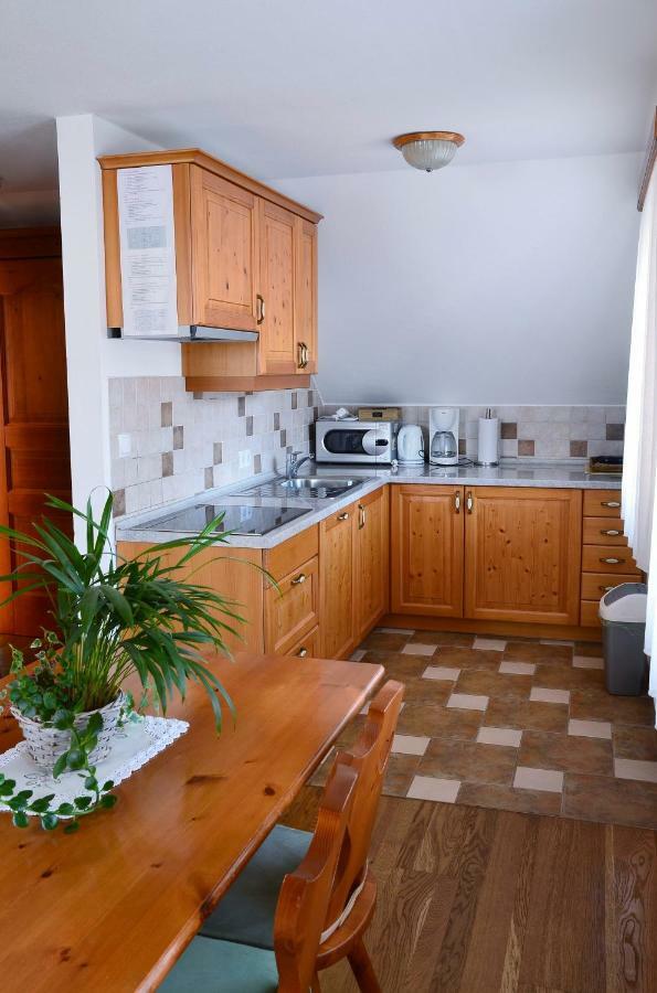 Apartma In Bungalov Jezerci Gozd Martuljek Exterior foto